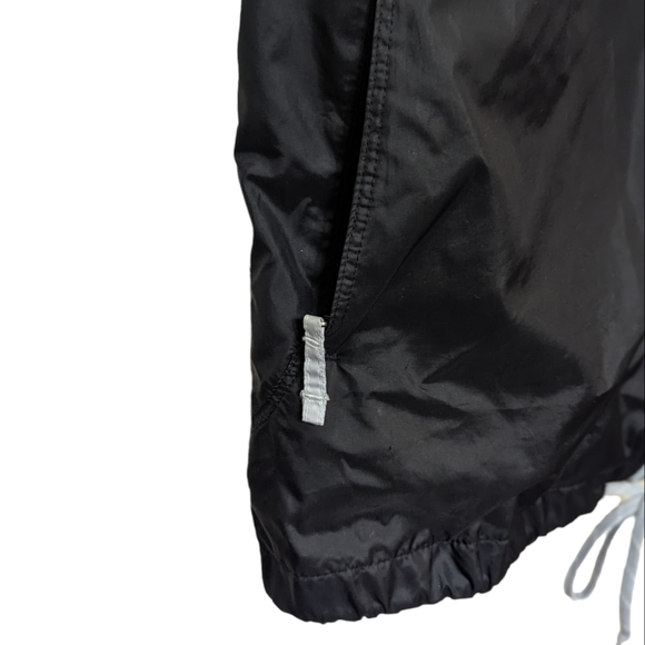 Columbia | Women's Windbreaker | Medium |Black & White | - Picture 6 of 9